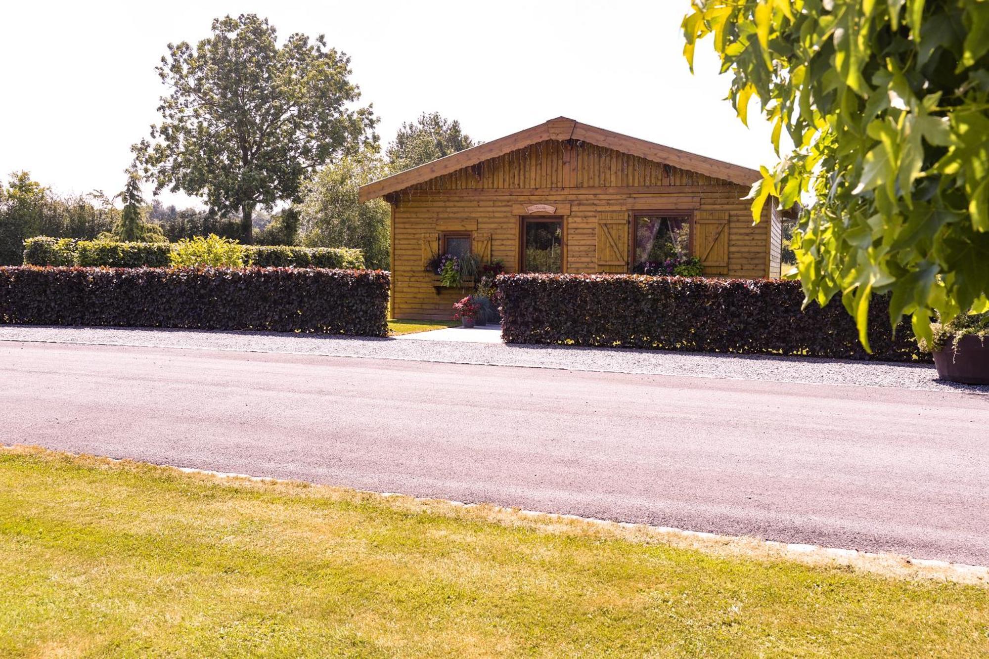 Le Domaine Des Fagnes Villa Sains-du-Nord Buitenkant foto