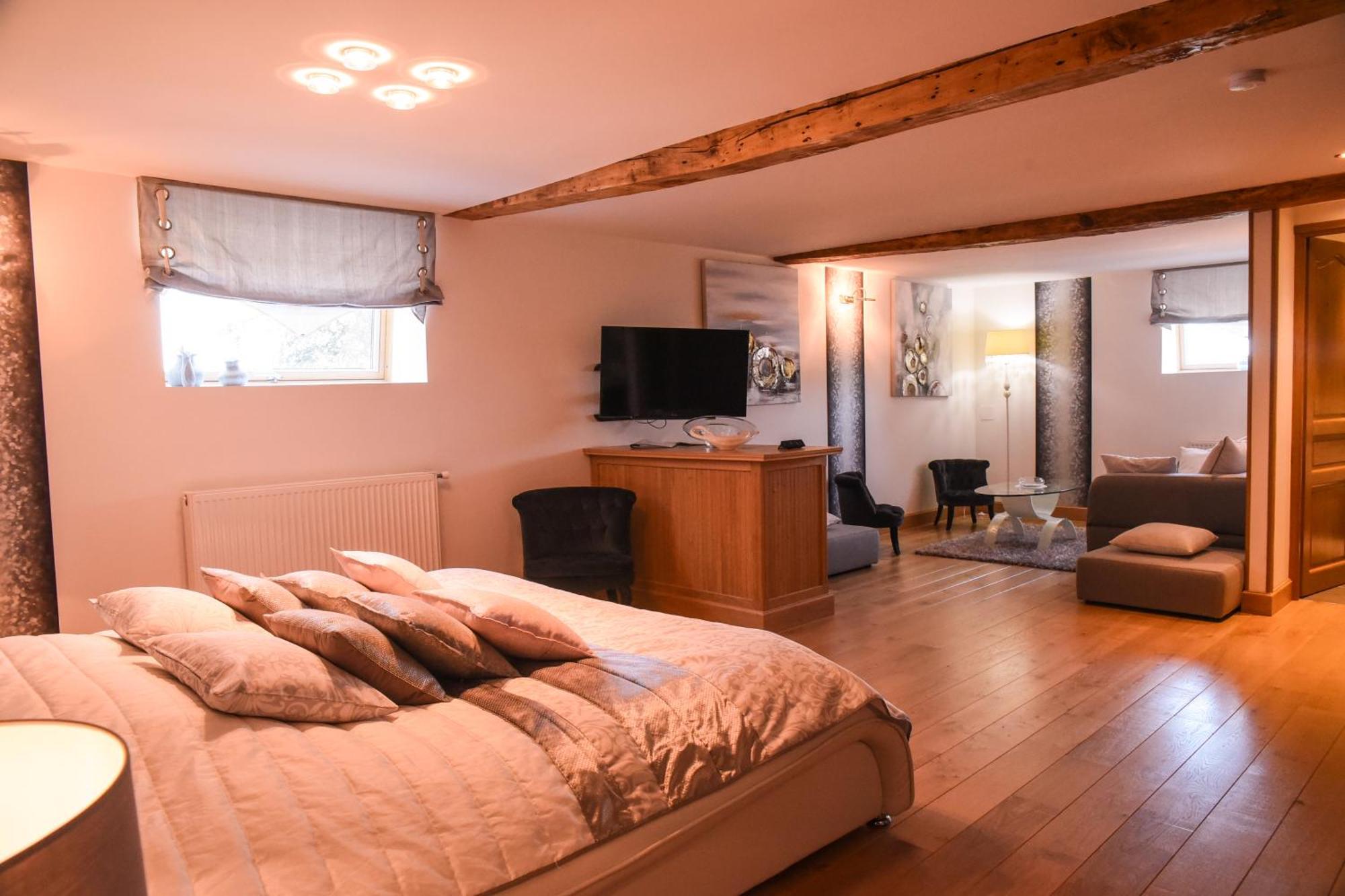 Le Domaine Des Fagnes Villa Sains-du-Nord Buitenkant foto